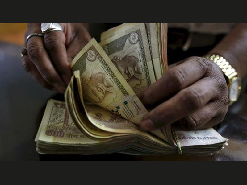 Exchange of old notes limited to Rs 2000